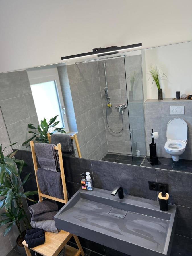 Designapartment Blue Sky -55M2-Free Parking & Wifi Грац Екстериор снимка